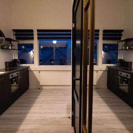 Broncks Apartment 1 - Modern 2-Bedroom In The Heart Of Tórshavn Екстериор снимка