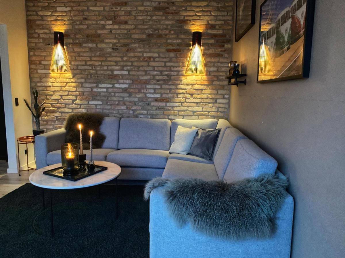 Broncks Apartment 1 - Modern 2-Bedroom In The Heart Of Tórshavn Екстериор снимка